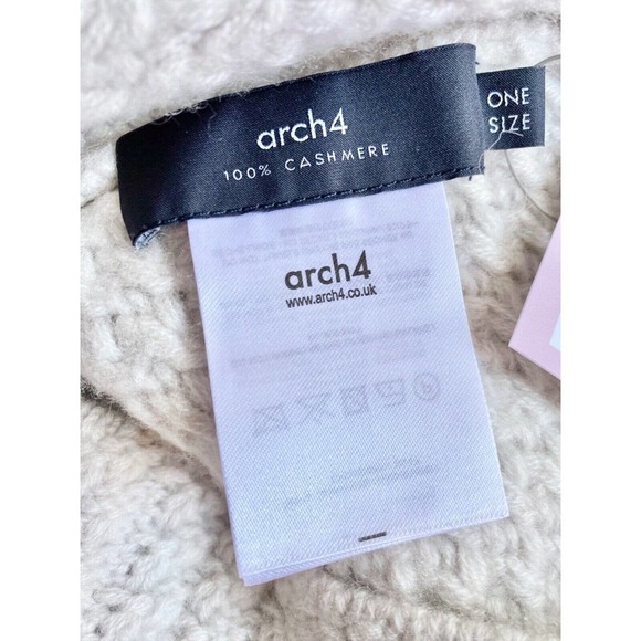 NWOT Arch4 London UK 100% Cashmere Pale Gray Knit Hat Beanie - Adult One Size main image 5